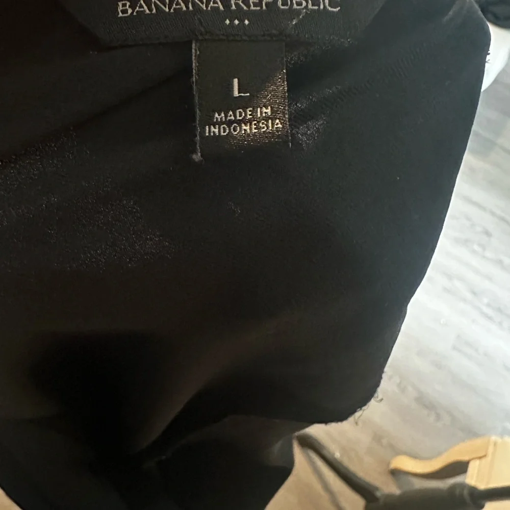 Banana Republic Classic Women’s Short Sleeve Top size Large